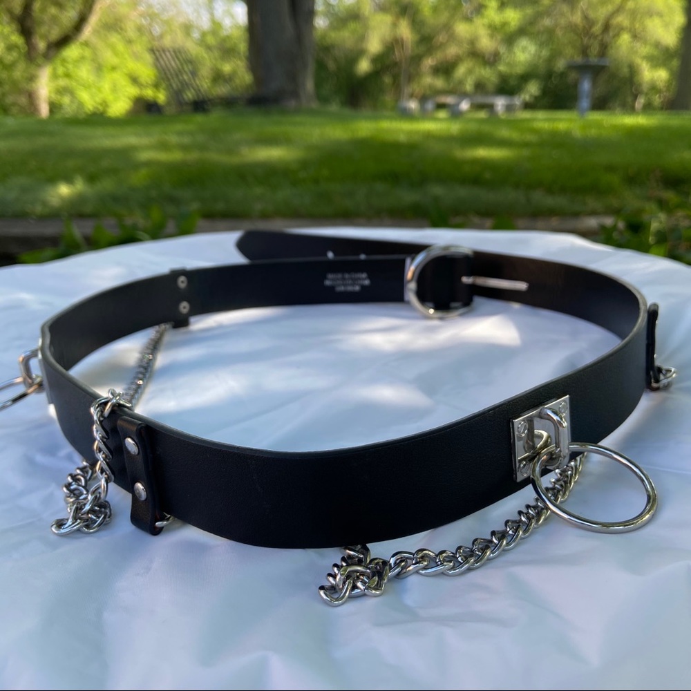 🌈SOLD FROM ANOTHER PLATFORM Chain Buckle Belt